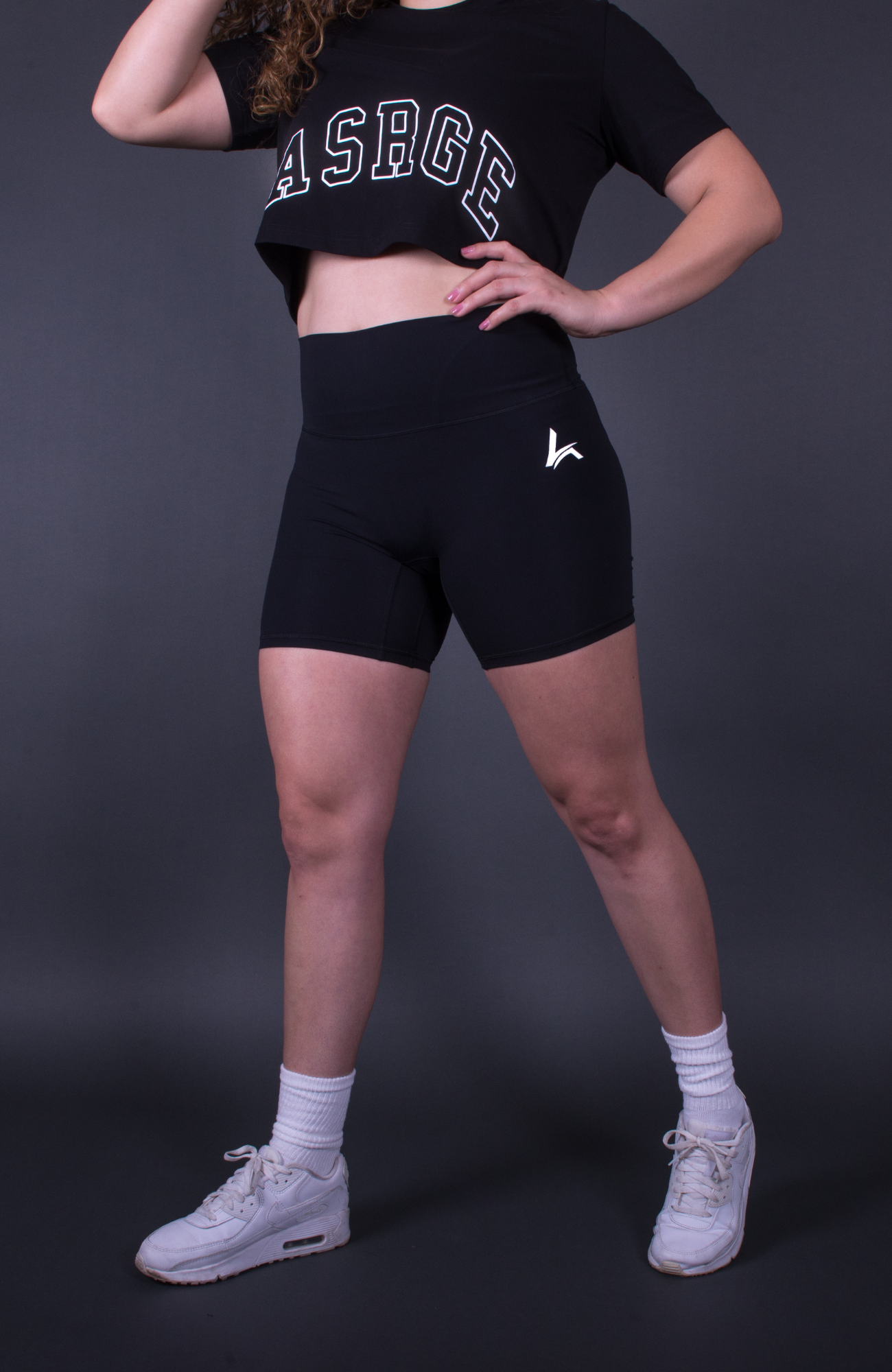 Signature Biker Shorts 7"